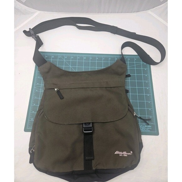 Eddie Bauer Crossbody Saddle Bag Messenger Travel Pack Organizer Nylon Green - Picture 1 of 11